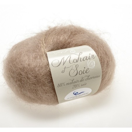 Laine mohair et soie ardoise, la prestigieuse, laine labélisée Mohair des  Fermes de France.